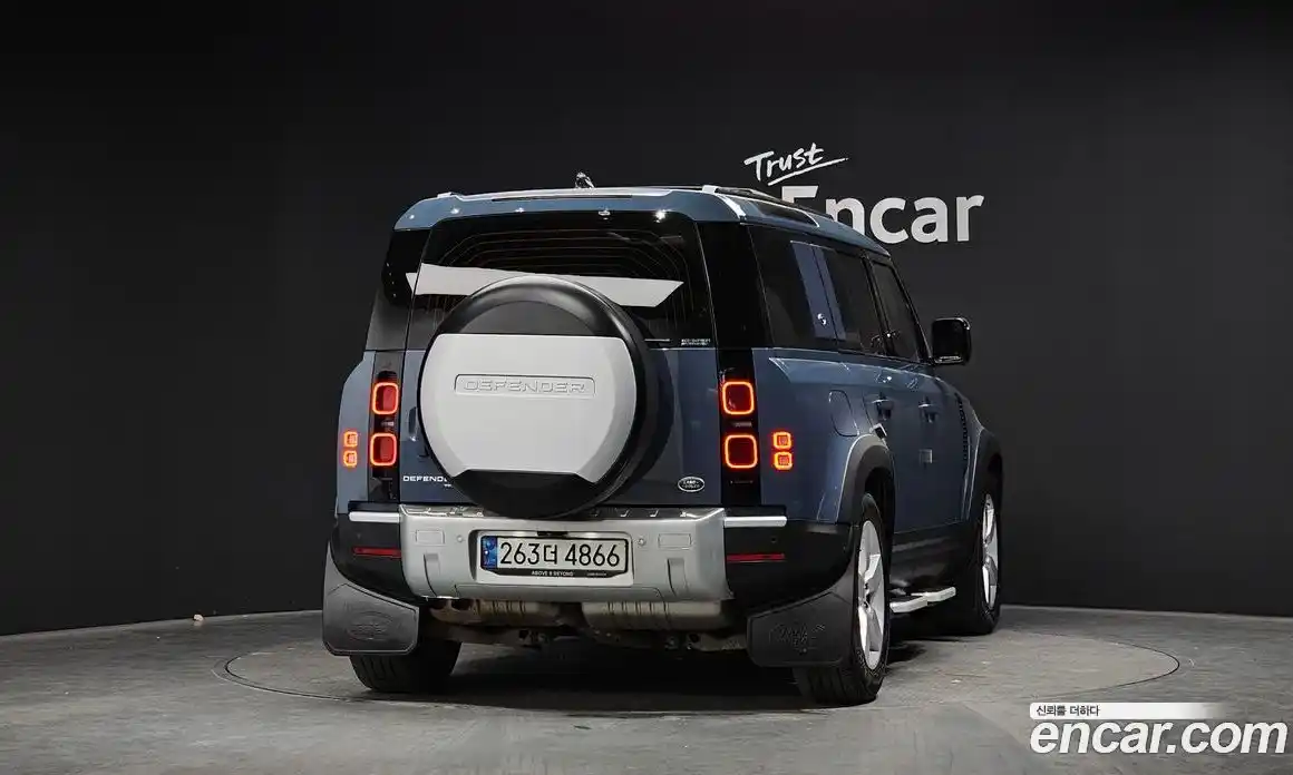 Land Rover Defender 2021 3.0 гидро в Москве № 213609, фото 4