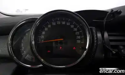Mini Cooper 2014 1.5 гидро в Москве № 214366, миниатюра 8