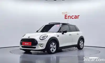 Mini Cooper, 2015