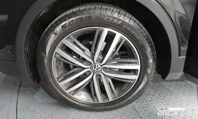 Volkswagen Tiguan 2024 2.0 гидро в Москве № 214987, миниатюра 5