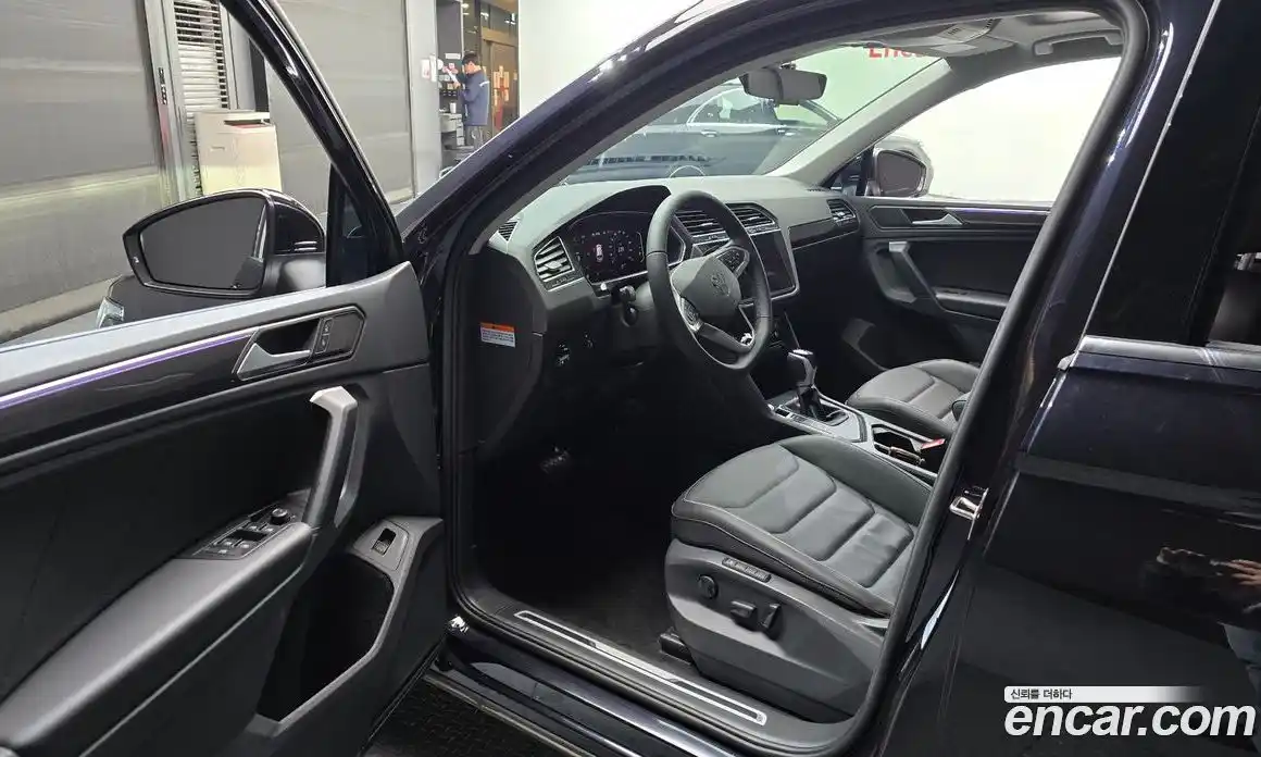 Volkswagen Tiguan 2024 2.0 гидро в Москве № 214987, фото 10