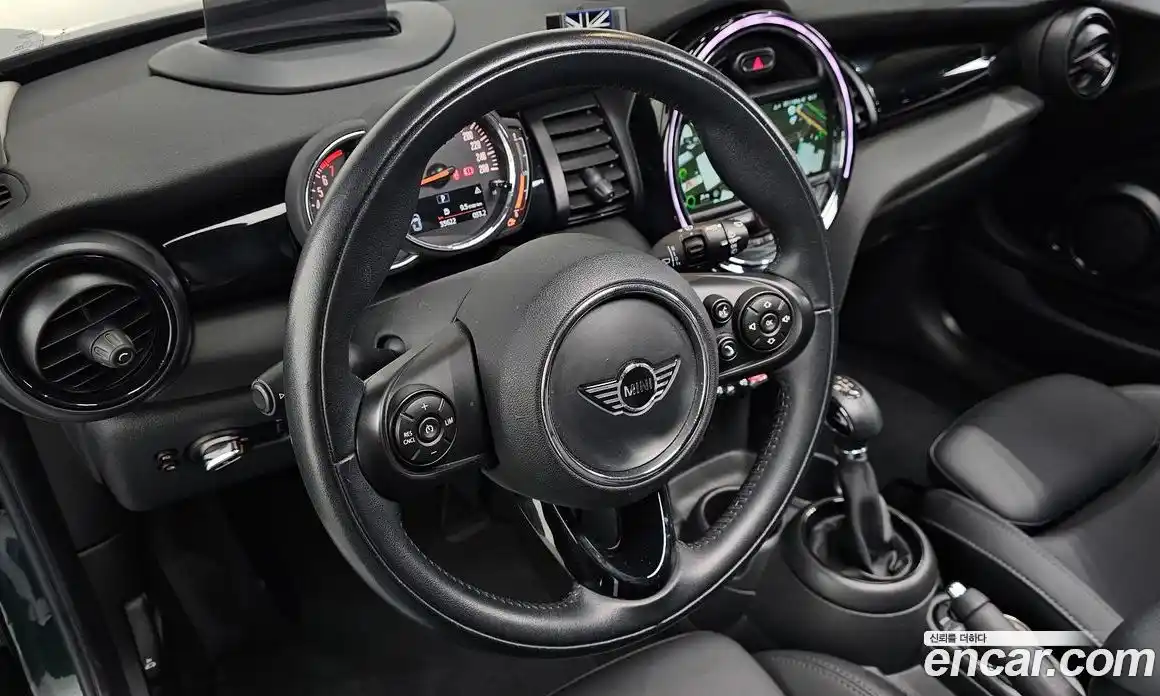 Mini Cooper 2018 1.5 гидро в Москве № 224025, фото 13