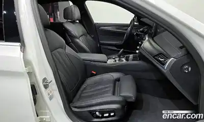 BMW 5-Series 2023 2.0 гидро в Москве № 228553, миниатюра 12