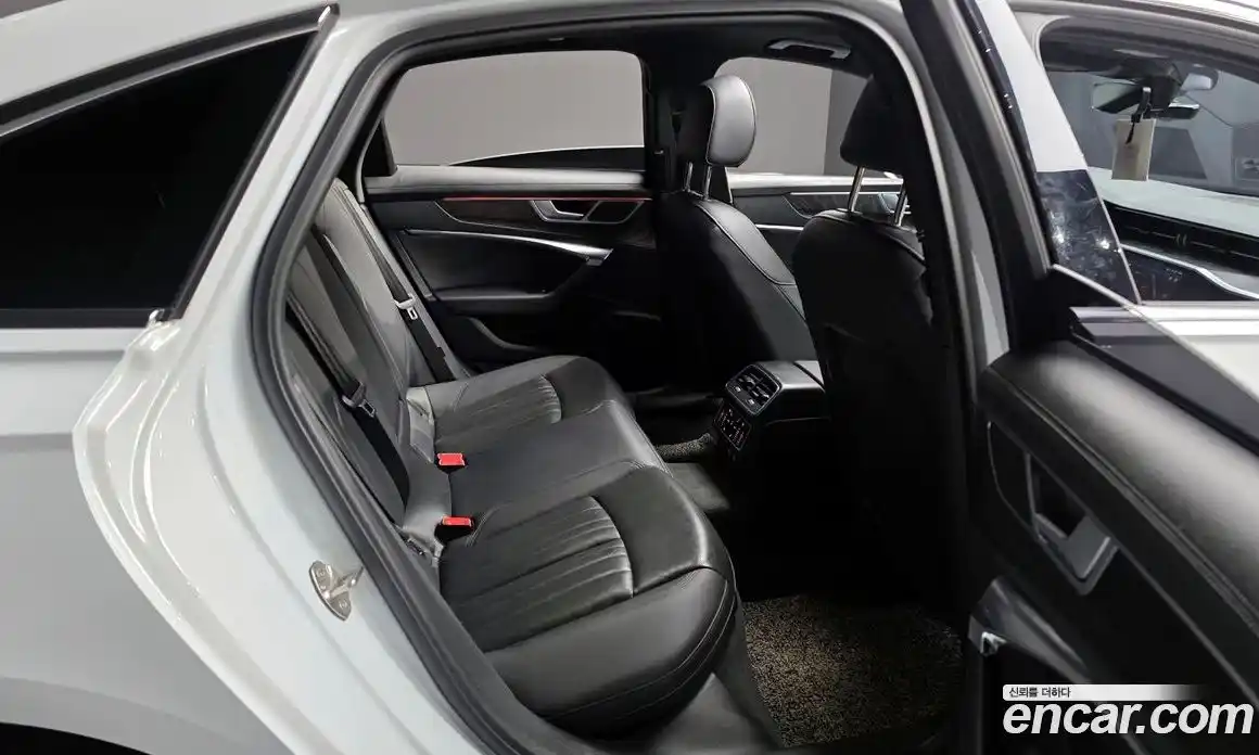Audi A6 2022 2.0 гидро в Москве, фото 12
