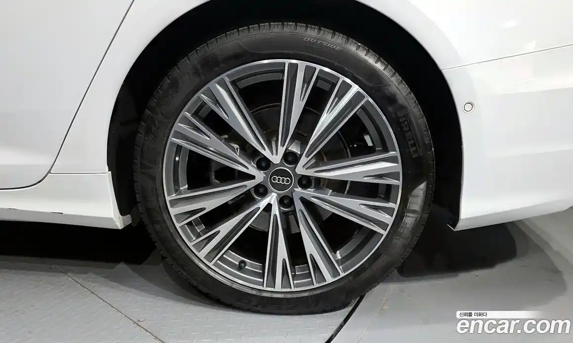 Audi A6 2022 2.0 гидро в Москве, фото 5