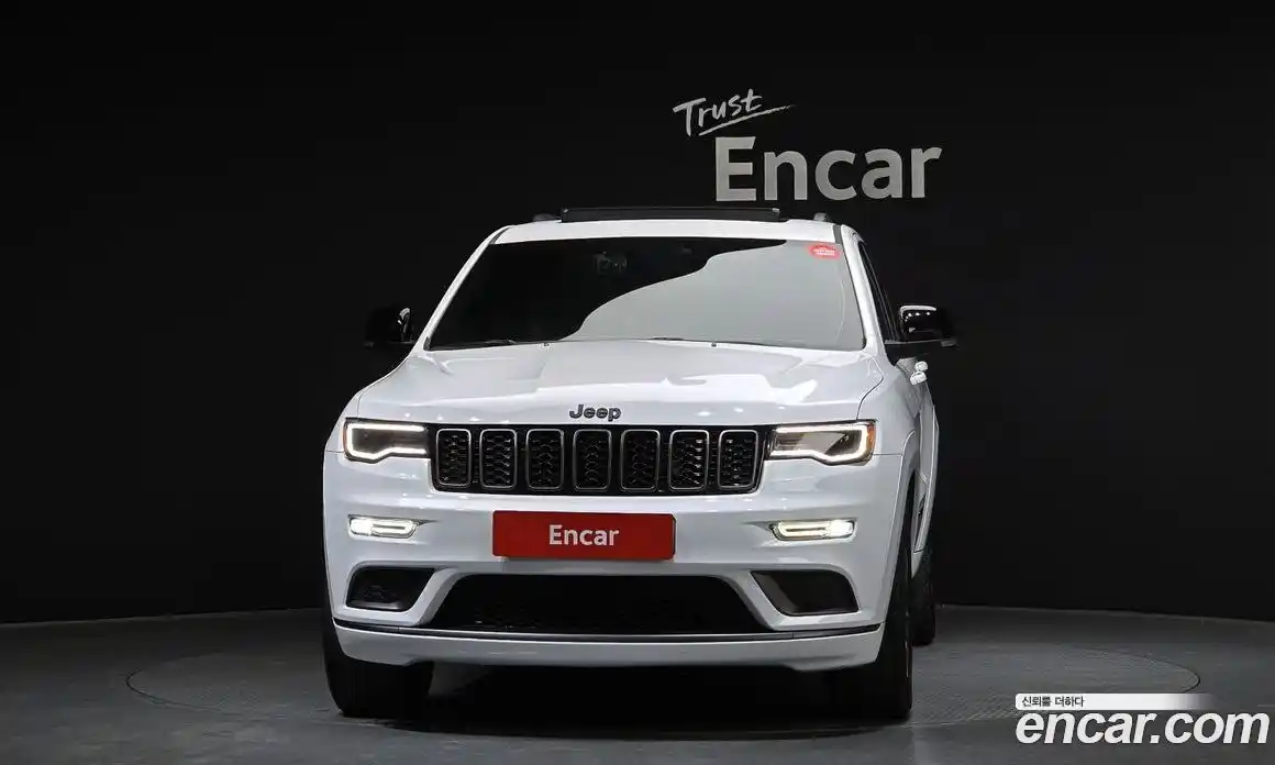 Jeep Cherokee 2020 3.6 гидро в Москве № 232366, фото 3