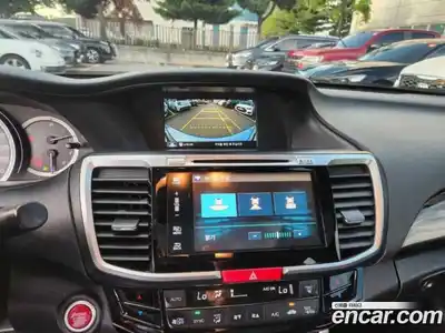 Honda Accord 2017 2.4 гидро в Москве № 232962, миниатюра 12