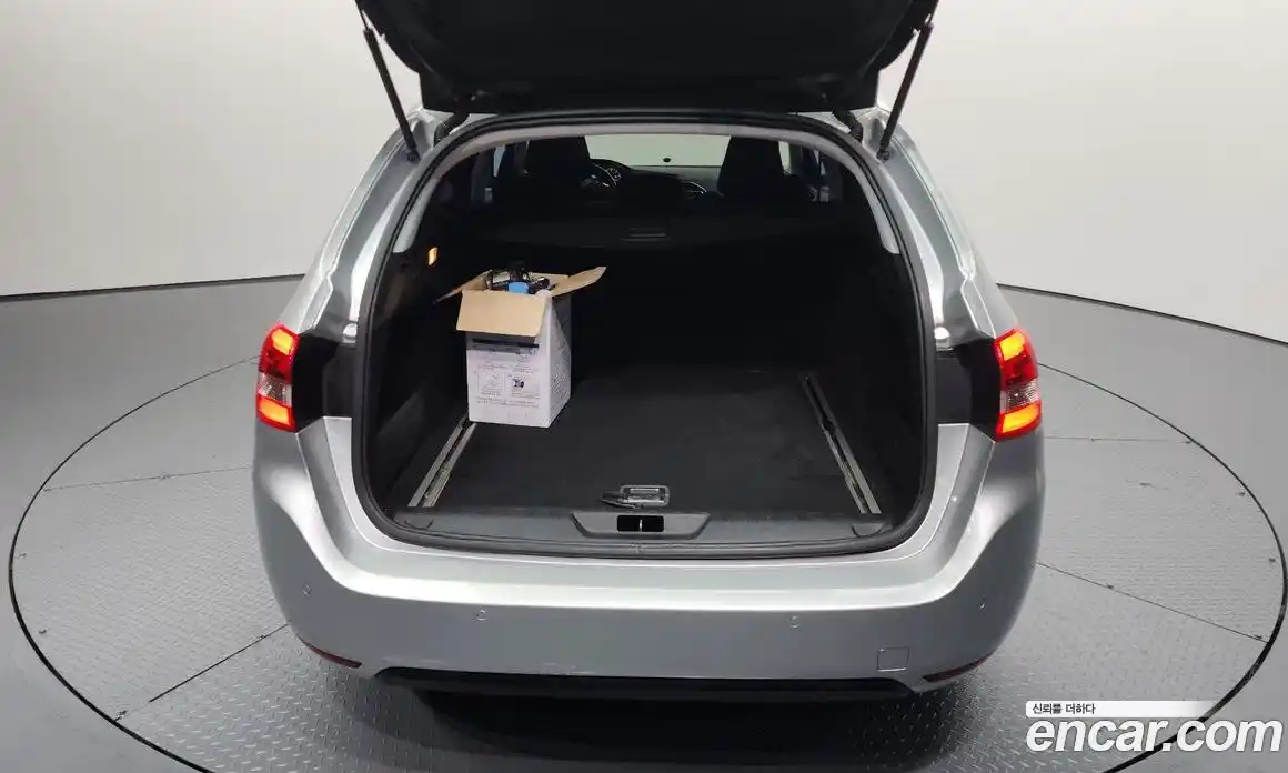 Peugeot 308 2014 2.0 гидро в Москве № 235632, фото 20