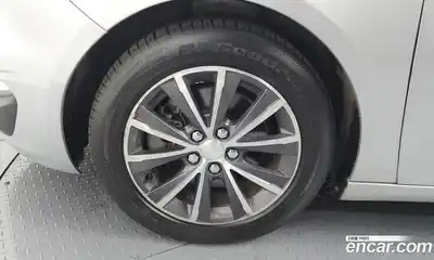 Peugeot 308 2014 2.0 гидро в Москве № 235632, миниатюра 5