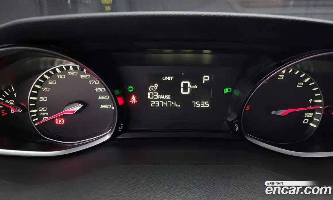 Peugeot 308 2014 2.0 гидро в Москве № 235632, фото 8