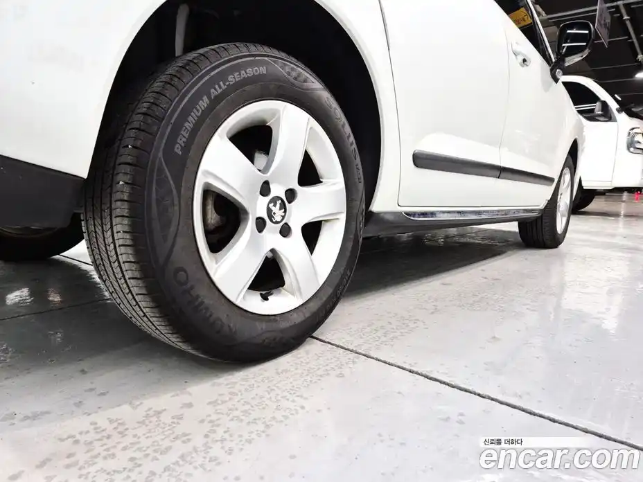 Peugeot 3008 2014 1.6 гидро в Москве № 235960, фото 20