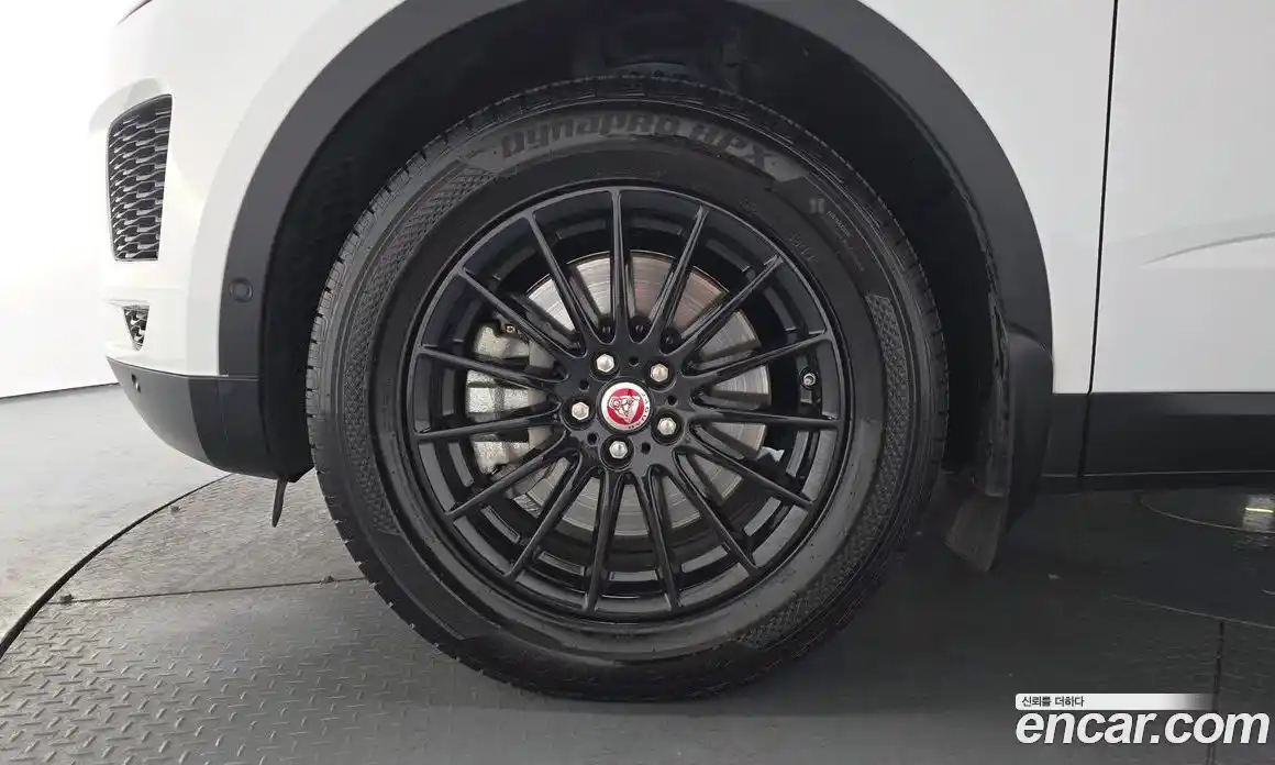 Jaguar E-Pace 2020 2.0 гидро в Москве № 238036, фото 4