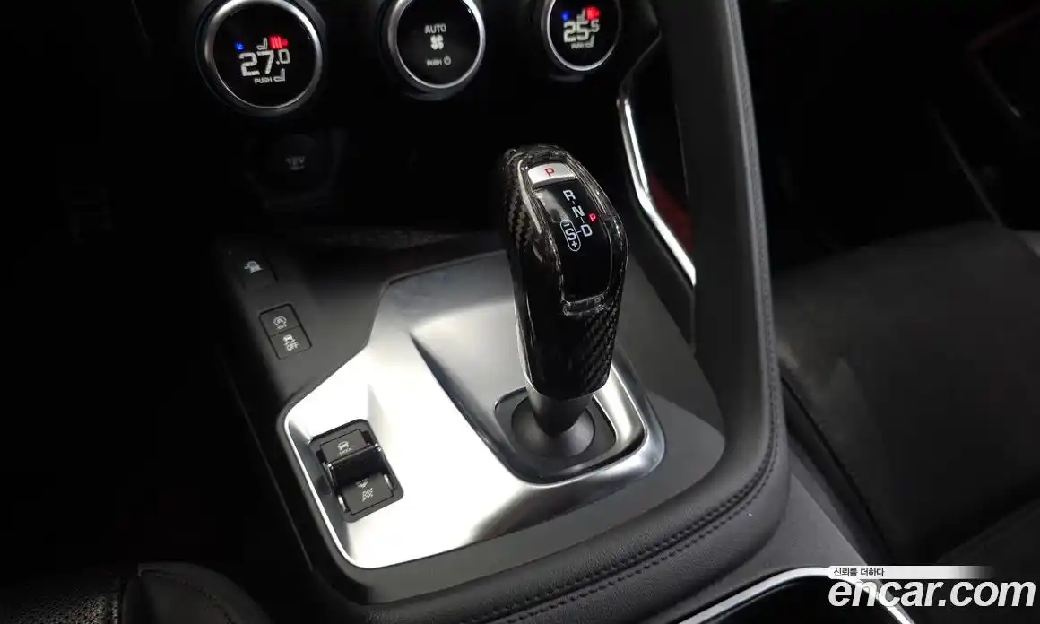 Jaguar E-Pace 2020 2.0 гидро в Москве № 238036, фото 8