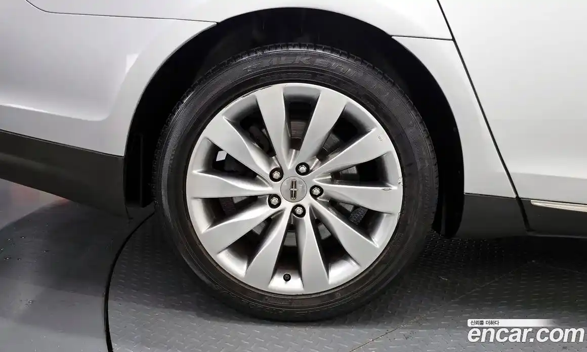 Lincoln MKS 2014 3.7 гидро в Москве № 255780, фото 5