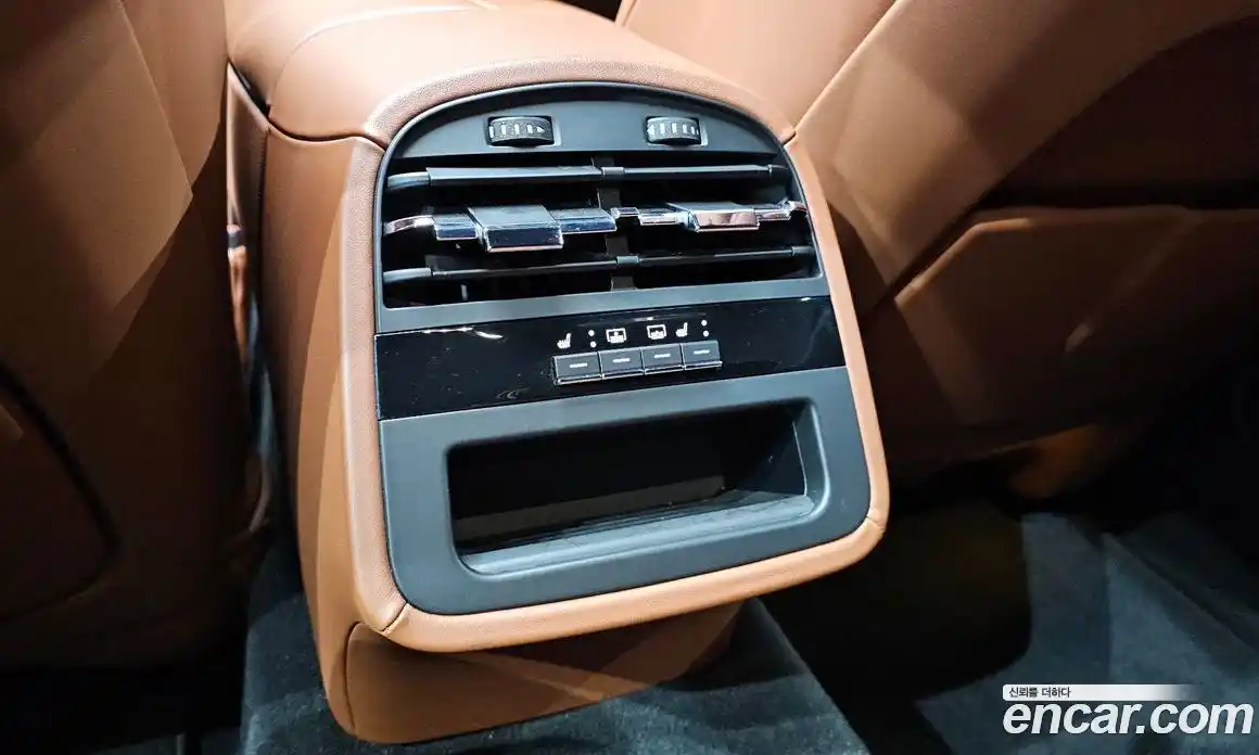 Maserati Quattroporte 2019 3.0 гидро в Москве № 255914, фото 17