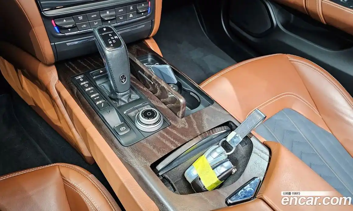 Maserati Quattroporte 2019 3.0 гидро в Москве № 255914, фото 9