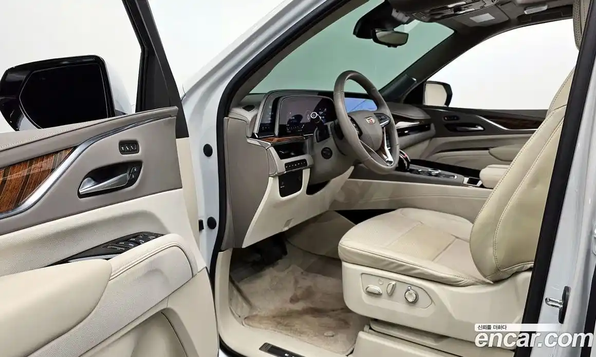 Cadillac Escalade 2023 6.2 гидро в Москве № 256373, фото 13