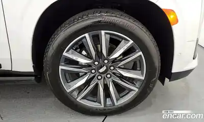 Cadillac Escalade 2023 6.2 гидро в Москве № 256373, миниатюра 5