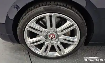 Bentley Flying Spur 2018 4.0 гидро в Москве № 256620, миниатюра 5