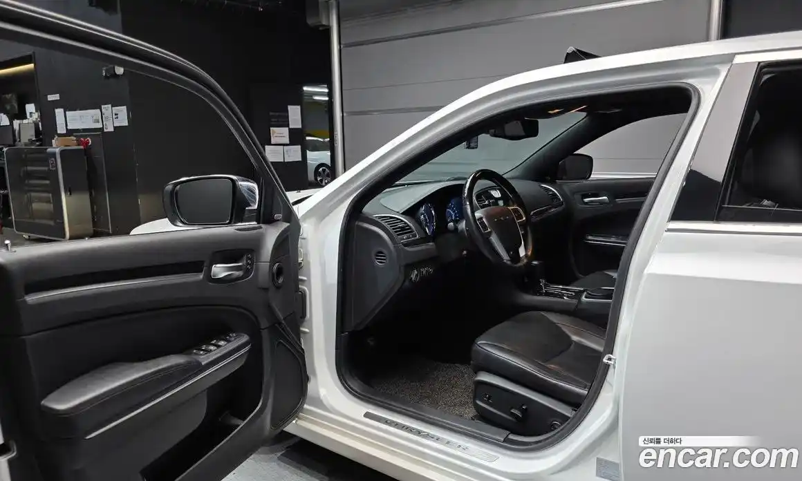Chrysler 300C 2013 3.0 гидро в Москве № 256754, фото 11