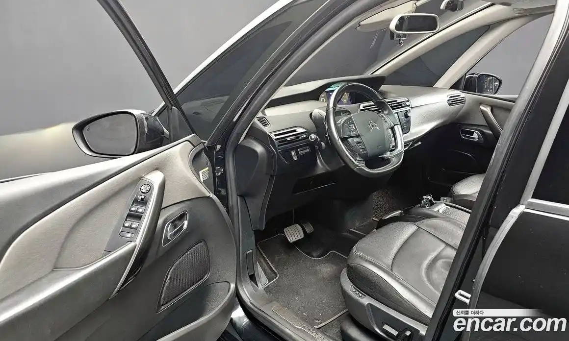 Citroen C4 Spacetourer 2022 1.5 гидро в Москве № 256820, фото 11