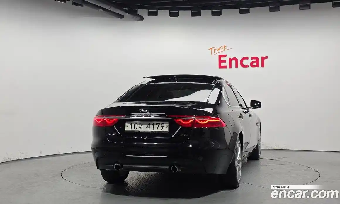 Jaguar XF 2019 2.0 гидро в Москве № 283656, фото 4