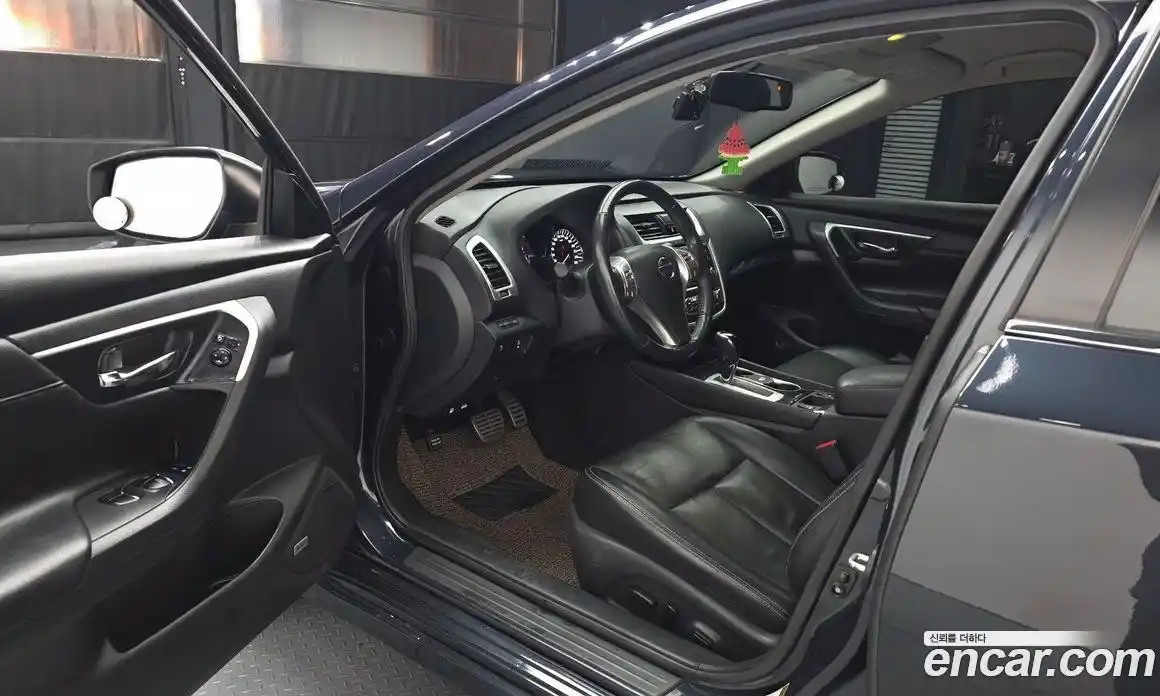 Nissan Altima 2017 2.5 гидро в Москве № 284965, фото 10