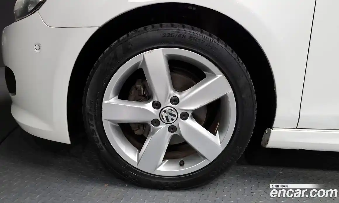 Volkswagen Golf 2013 2.0 гидро в Москве № 301514, фото 4