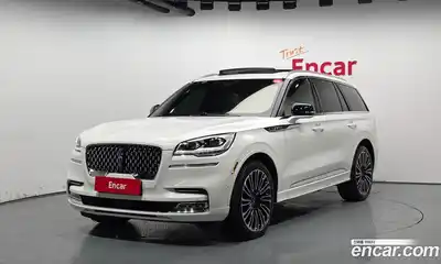 Lincoln Aviator, 2023