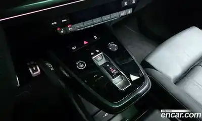 Audi Q4 e-tron 2022 0.2 гидро в Москве № 312180, миниатюра 8