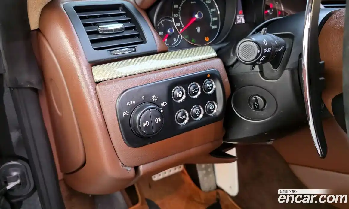 Maserati GranTurismo 2009 4.7 гидро в Москве № 331061, фото 17