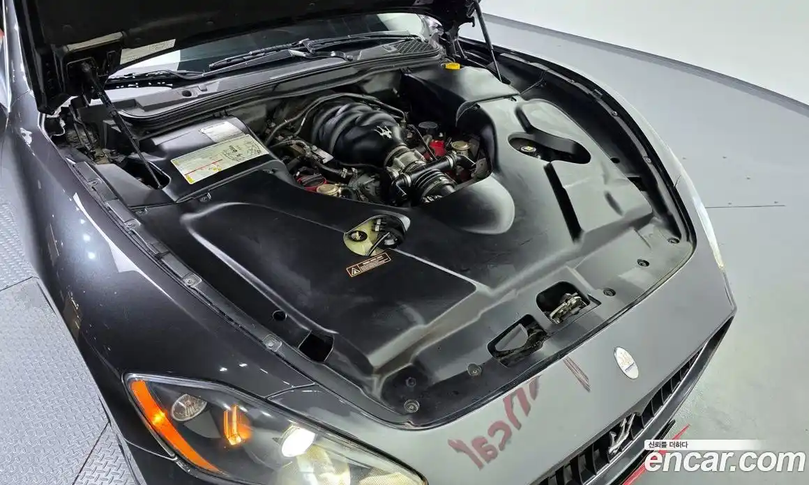 Maserati GranTurismo 2009 4.7 гидро в Москве № 331061, фото 6