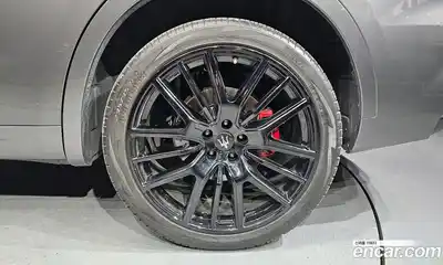 Maserati Levante 2019 3.0 гидро в Москве № 331108, миниатюра 5