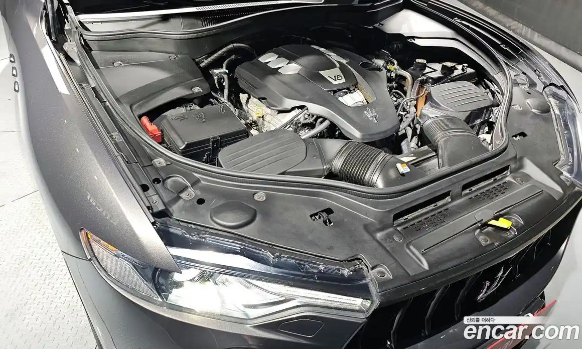 Maserati Levante 2019 3.0 гидро в Москве № 331108, фото 6