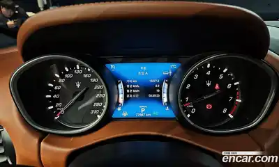 Maserati Levante 2019 3.0 гидро в Москве № 331108, миниатюра 8