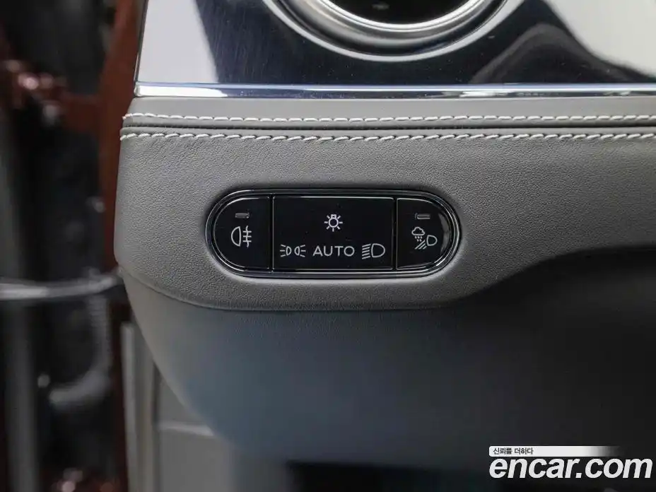 Bentley Flying Spur 2024 4.0 гидро в Москве № 387249, фото 13