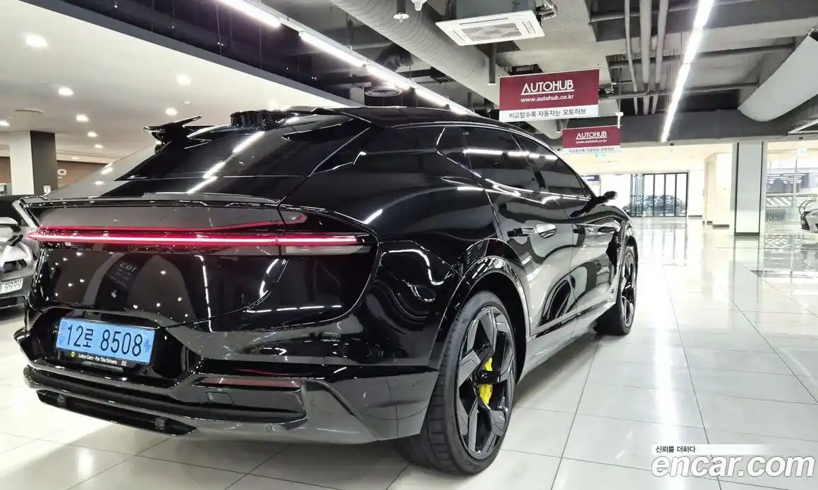 Lotus Eletre 2024 гидро в Москве № 387614, фото 4