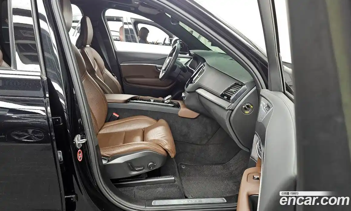 Volvo XC90 2023 2.0 гидро в Москве № 392070, фото 11