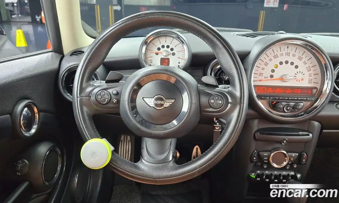 Mini Cooper 2011 1.6 гидро в Москве № 396564, фото 13