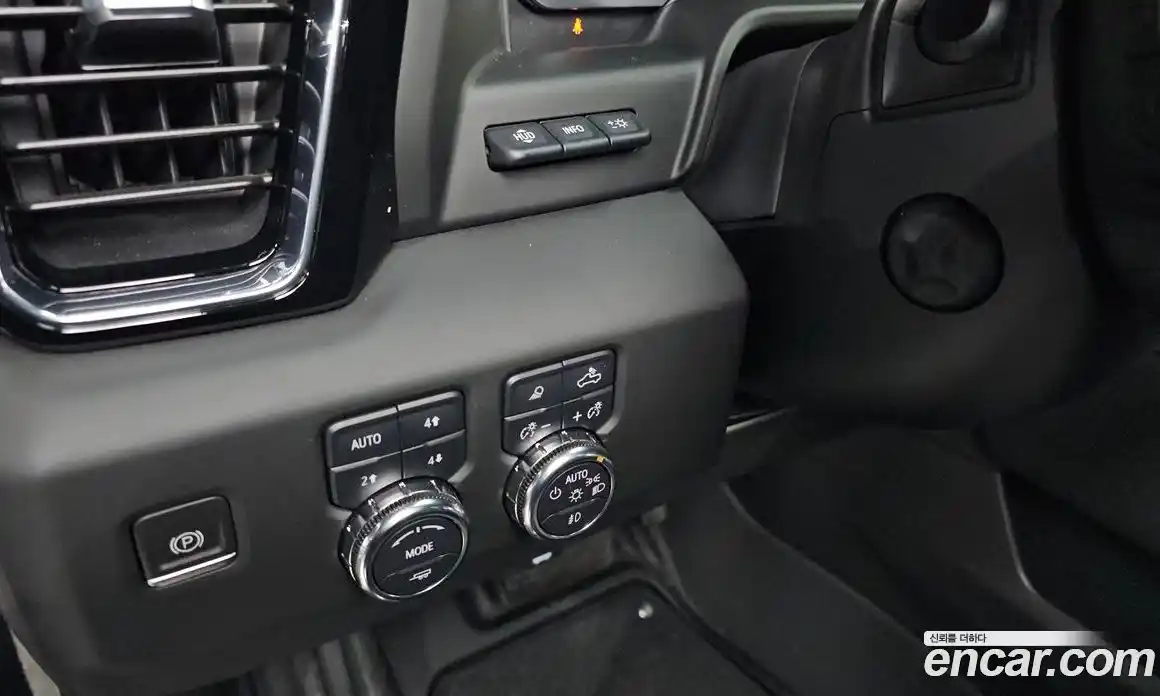 GMC Sierra 2023 6.2 гидро в Москве № 406111, фото 13