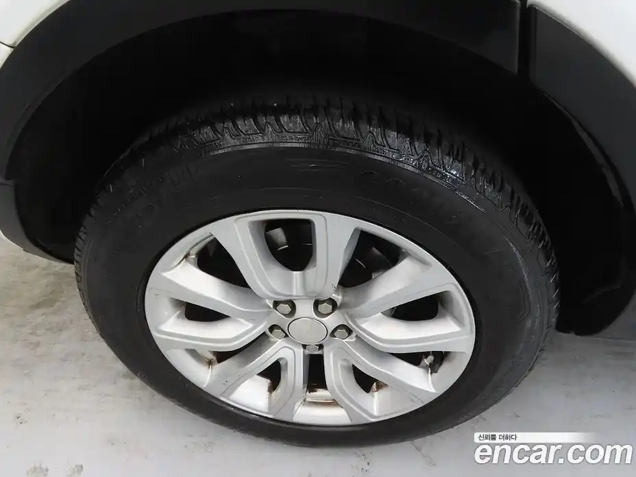 Land Rover Range-Rover Evoque 2014 2.2 гидро в Москве № 471635, фото 20