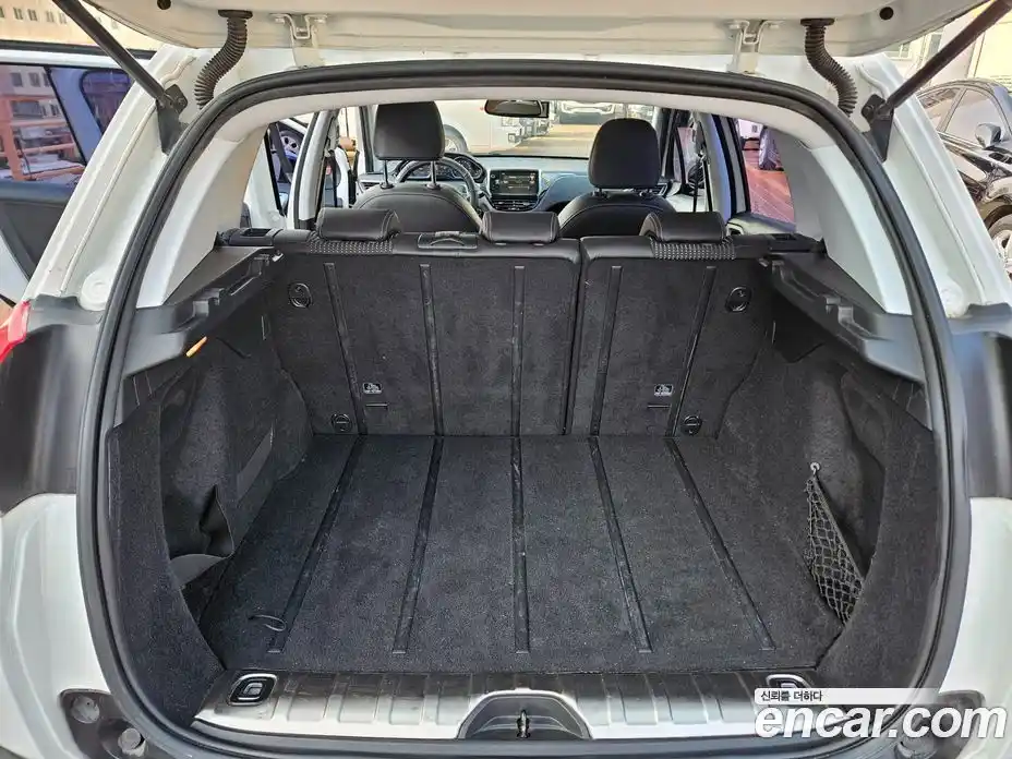 Peugeot 2008 2015 1.6 гидро в Москве № 547947, фото 13