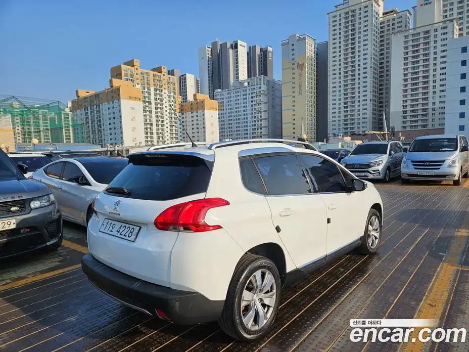 Peugeot 2008 2015 1.6 гидро в Москве № 547947, фото 4