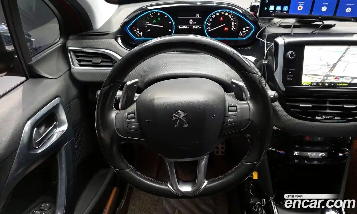 Peugeot 2008 2015 1.6 гидро в Москве № 585393, фото 13