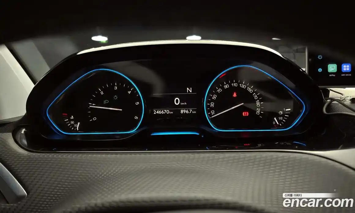 Peugeot 2008 2015 1.6 гидро в Москве № 585393, фото 8