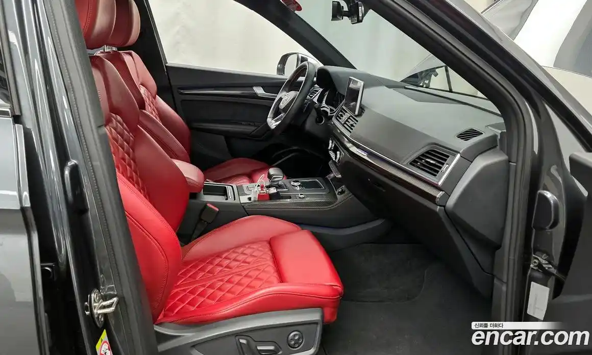 Audi SQ5 2020 3.0 гидро в Москве № 593149, фото 11