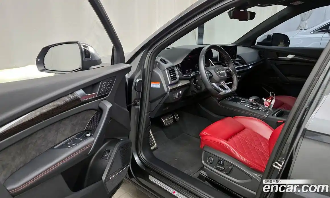 Audi SQ5 2020 3.0 гидро в Москве № 593149, фото 10