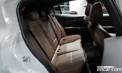 Maserati Grecale 2024 2.0 гидро в Москве № 610591, миниатюра 12