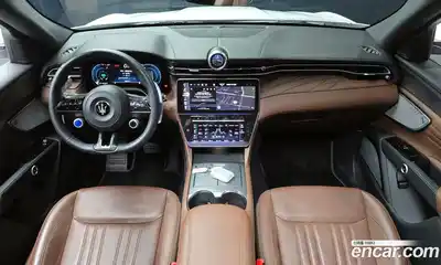 Maserati Grecale 2024 2.0 гидро в Москве № 610591, миниатюра 7