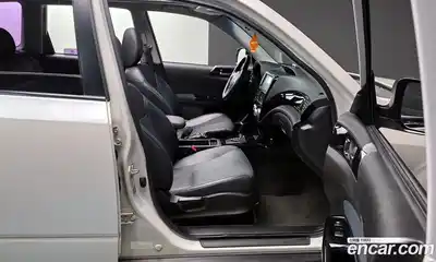 Subaru Forester 2010 2.5 гидро в Москве № 612176, миниатюра 11